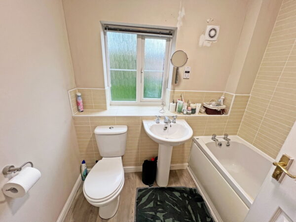 Heybridge Road, Leicester, Leicestershire, LE5 0AP