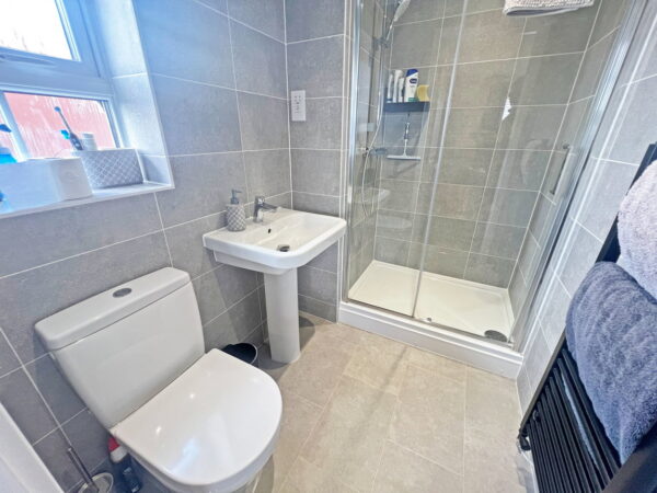 Harper Lane, Hugglescote, Leicestershire, LE67 2GX