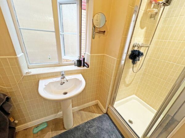Heybridge Road, Leicester, Leicestershire, LE5 0AP