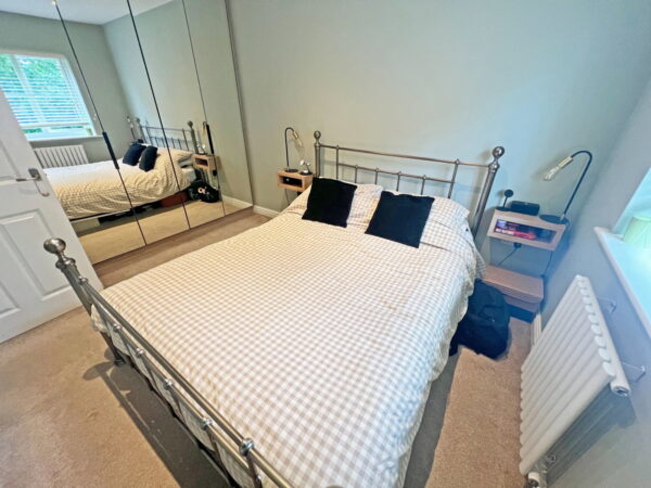 Wellington Close, Burbage, Hinckley, Leicestershire, LE10 2GH