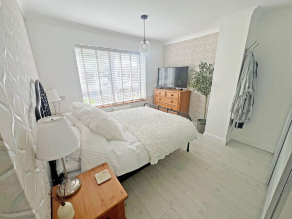 Meadow Gardens, Leicester, Leicestershire, LE2 6QN