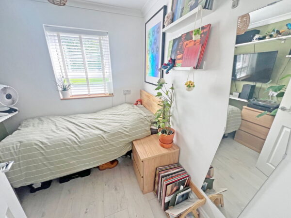 Meadow Gardens, Leicester, Leicestershire, LE2 6QN