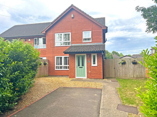 Meadow Gardens, Leicester, Leicestershire, LE2 6QN