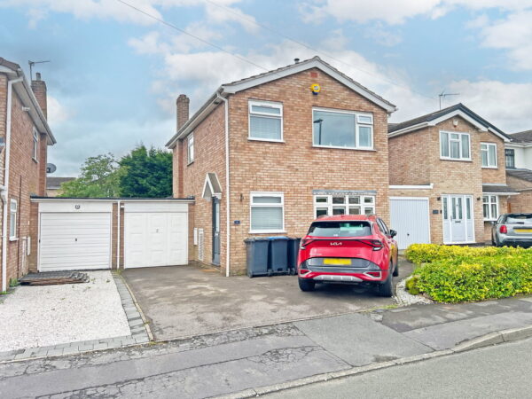 Primrose Drive, Burbage, Hinckley, Leicestershire, LE10 2SL