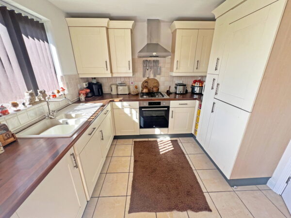 The Leascroft, Ravenstone, Coalville, Leicestershire, LE67 2BL