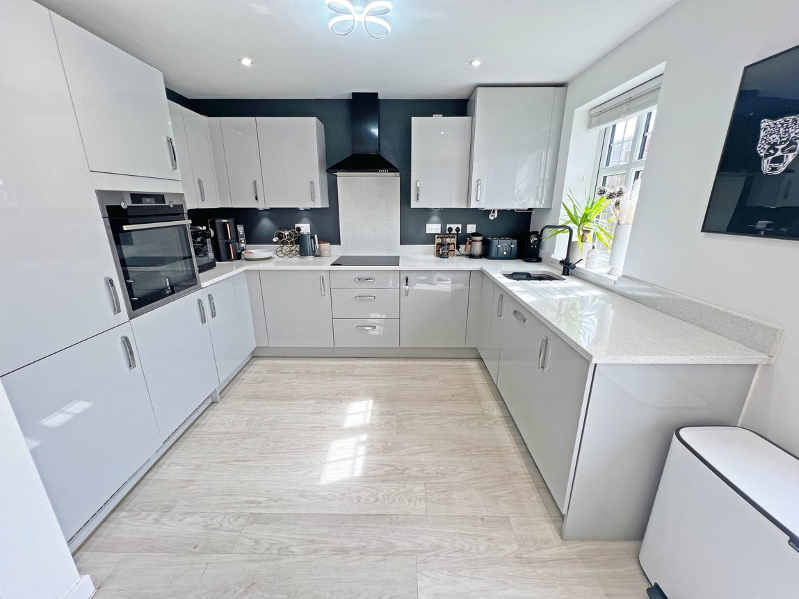 Isla Drive, Lubbesthorpe, Leicester, Leicestershire, LE19 4BN