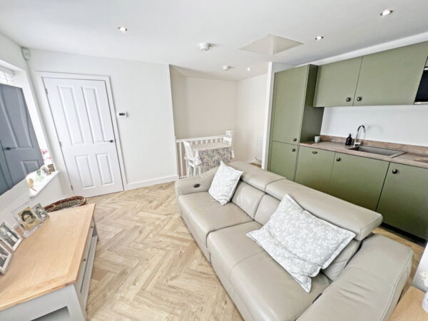 Oat Road, Burbage, Leicestershire, LE10 2FZ