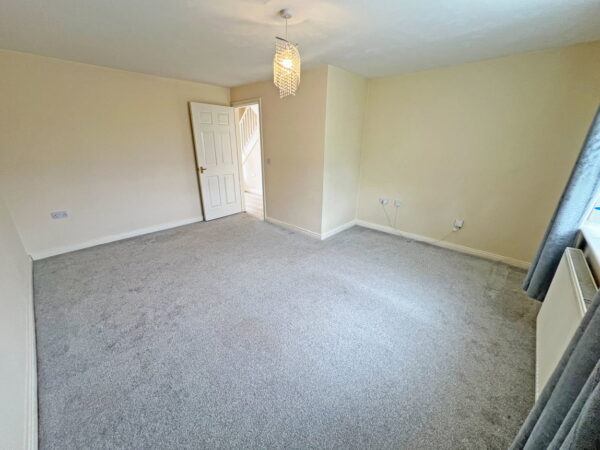 Drage Close, Lutterworth, Leicestershire, LE17 4PR