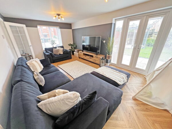 Thomson Grove, Halesowen, West Midlands, B62 9JU