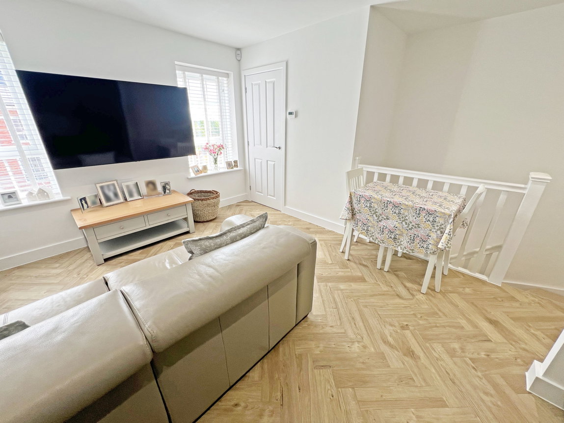 Oat Road, Burbage, Leicestershire, LE10 2FZ