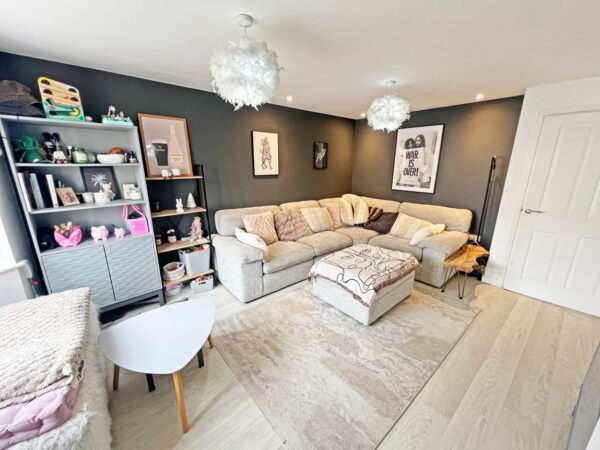 Isla Drive, Lubbesthorpe, Leicester, Leicestershire, LE19 4BN