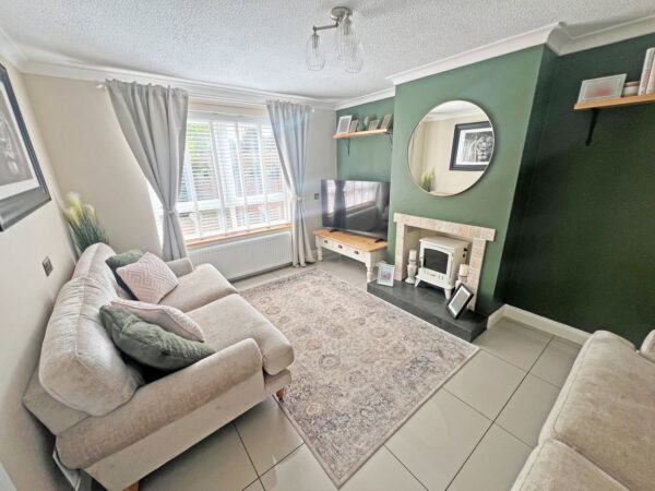 Meadow Gardens, Leicester, Leicestershire, LE2 6QN