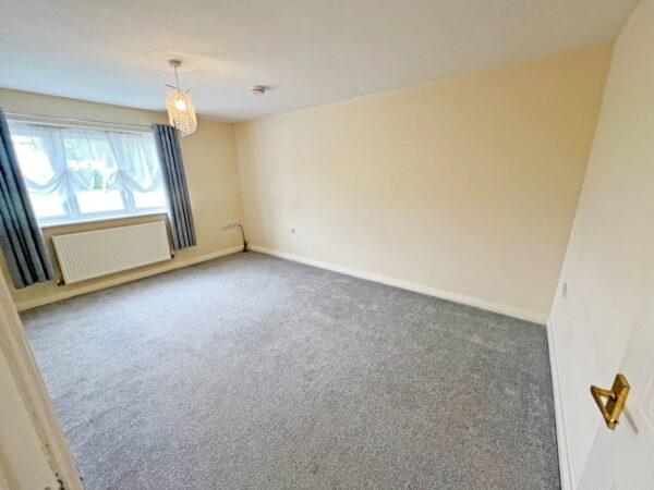 Drage Close, Lutterworth, Leicestershire, LE17 4PR