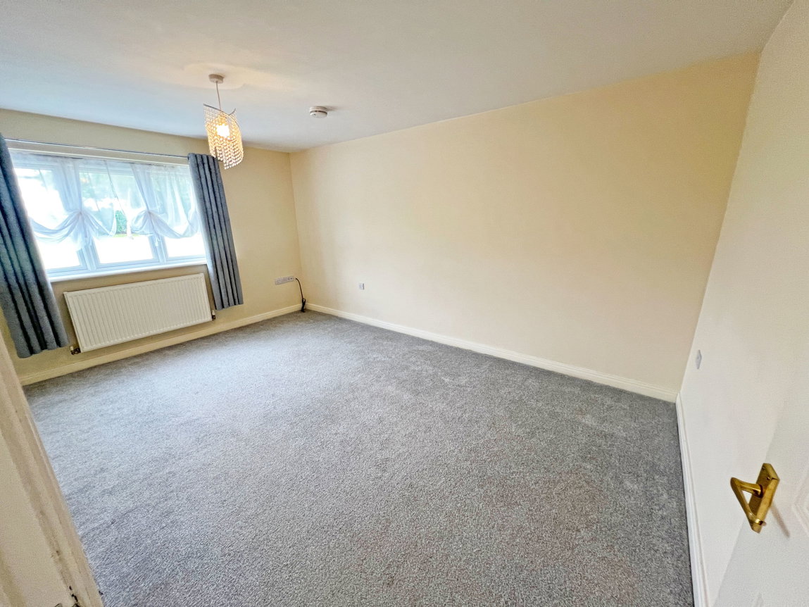 Drage Close, Lutterworth, Leicestershire, LE17 4PR