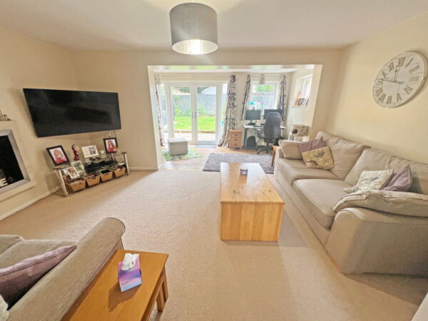 Primrose Drive, Burbage, Hinckley, Leicestershire, LE10 2SL
