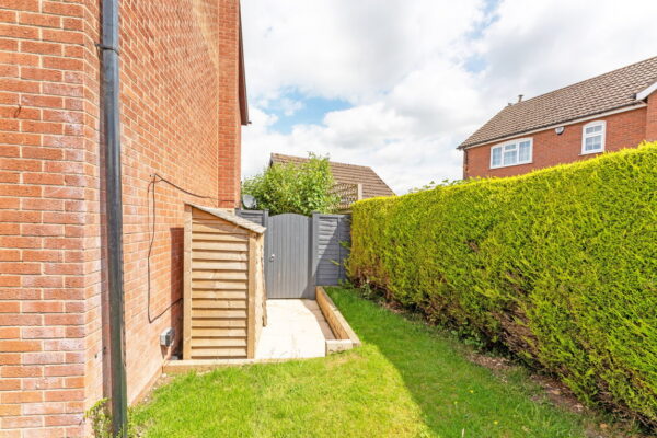 Weinahr Close, Wilbarston, Market Harborough, Leicestershire, LE16 8QX