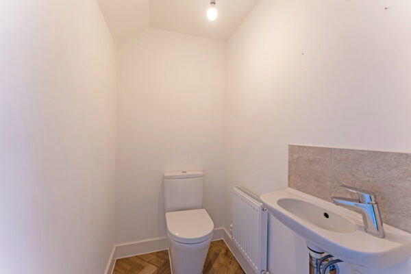 Goshawk Close, Fleckney, Leicestershire, LE8 8EW