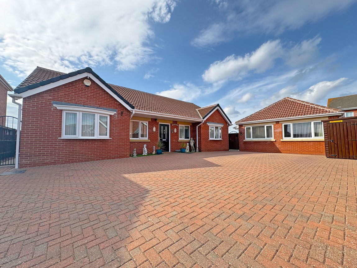 20 Wickenby Way, Skegness, Lincolnshire, PE25 1GR