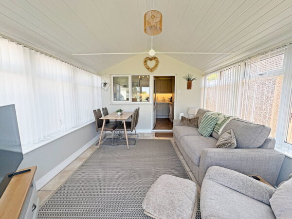 Hall Lane, Burgh Le Marsh, Skegness, Lincolnshire, PE24 5LX