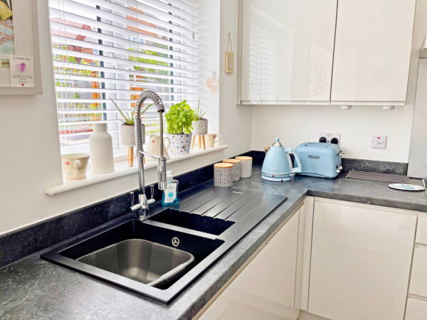 Iris Close, Shepshed, Loughborough, Leicestershire, LE12 9FS