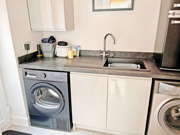 Iris Close, Shepshed, Loughborough, Leicestershire, LE12 9FS