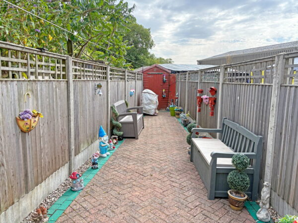Albert Road, Skegness, Lincolnshire, PE25 3RB