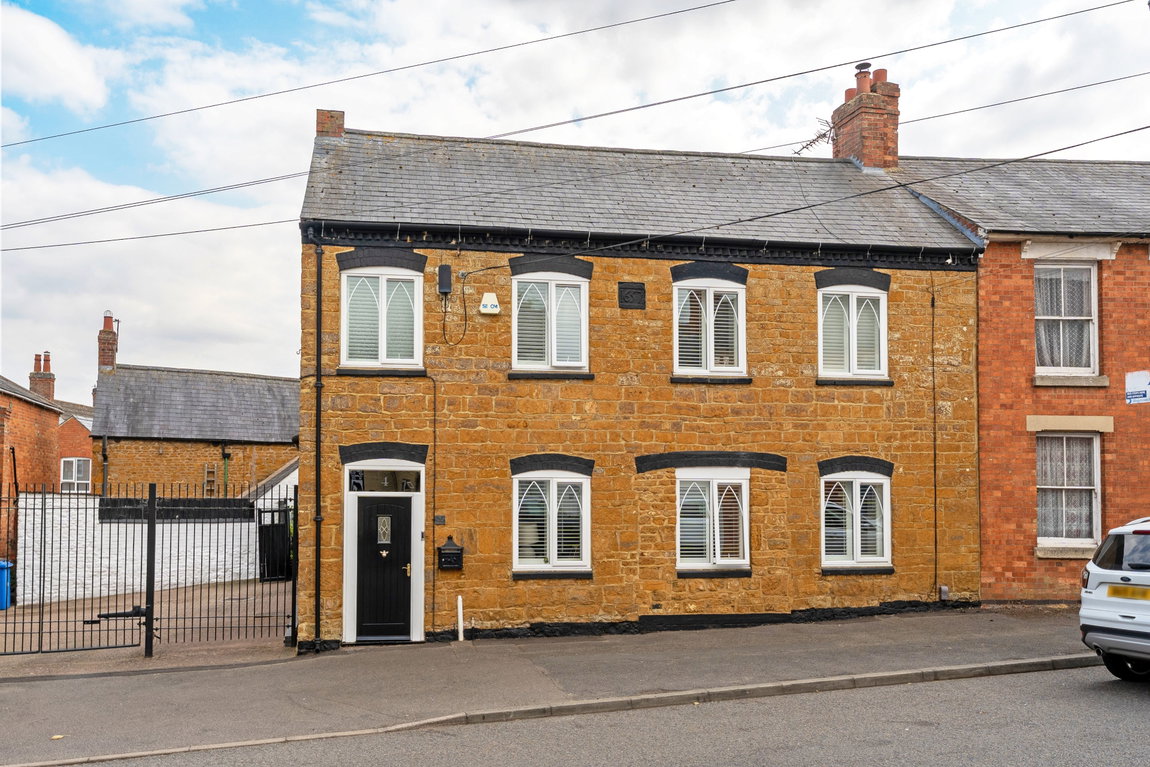 Fox Street, Rothwell, Kettering, Northamptonshire, NN14 6AN