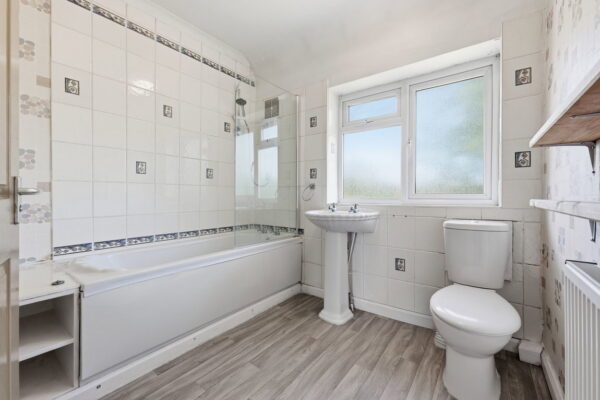Harmston Rise, Nottingham, Nottinghamshire, NG5 1NS