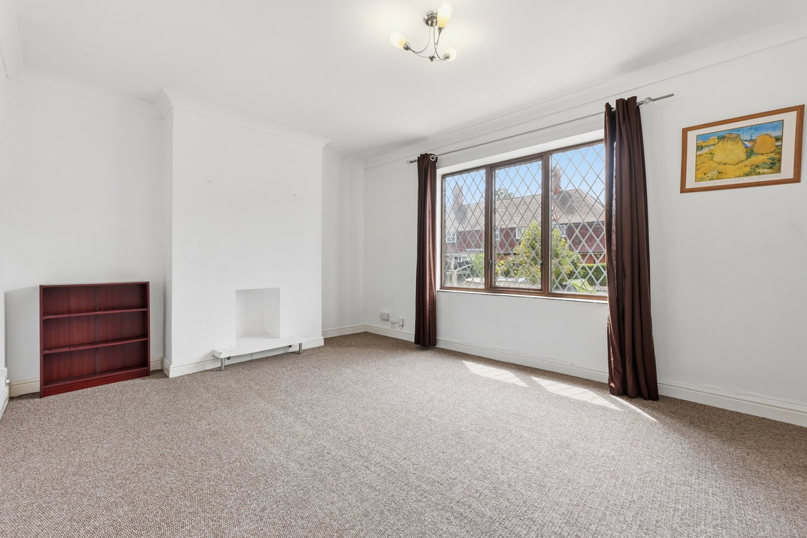 Harmston Rise, Nottingham, Nottinghamshire, NG5 1NS