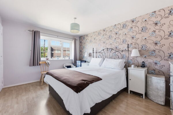 Holkham Close, Woodthorpe View, Arnold, Nottingham, NG5 6PU