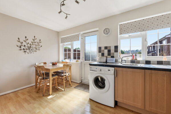 Holkham Close, Woodthorpe View, Arnold, Nottingham, NG5 6PU