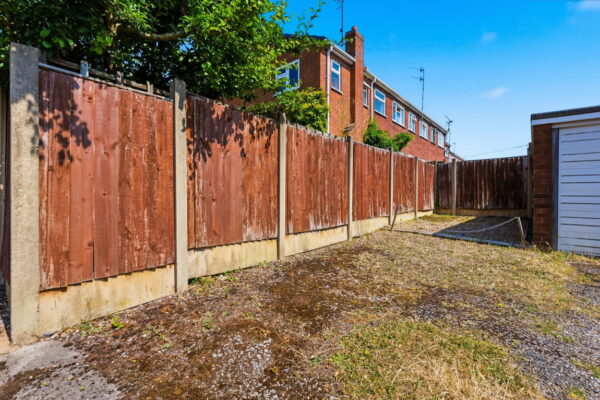 Holkham Close, Woodthorpe View, Arnold, Nottingham, NG5 6PU