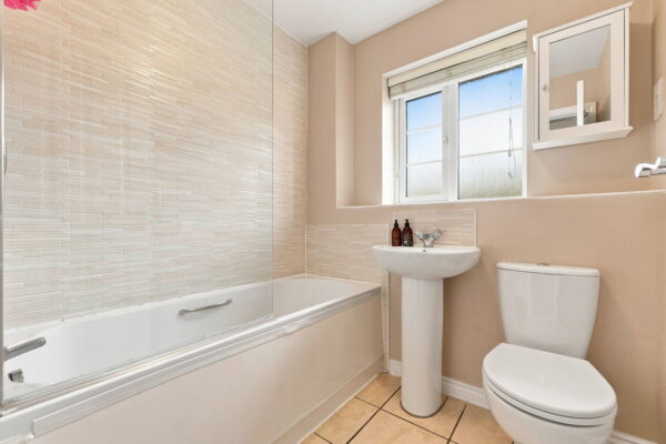 Braunton Crescent, Mapperley, Nottingham, Nottinghamshire, NG3 5SZ