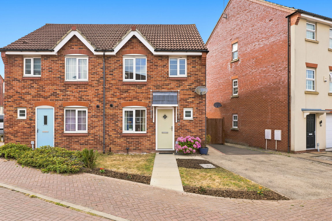 Braunton Crescent, Mapperley, Nottingham, Nottinghamshire, NG3 5SZ