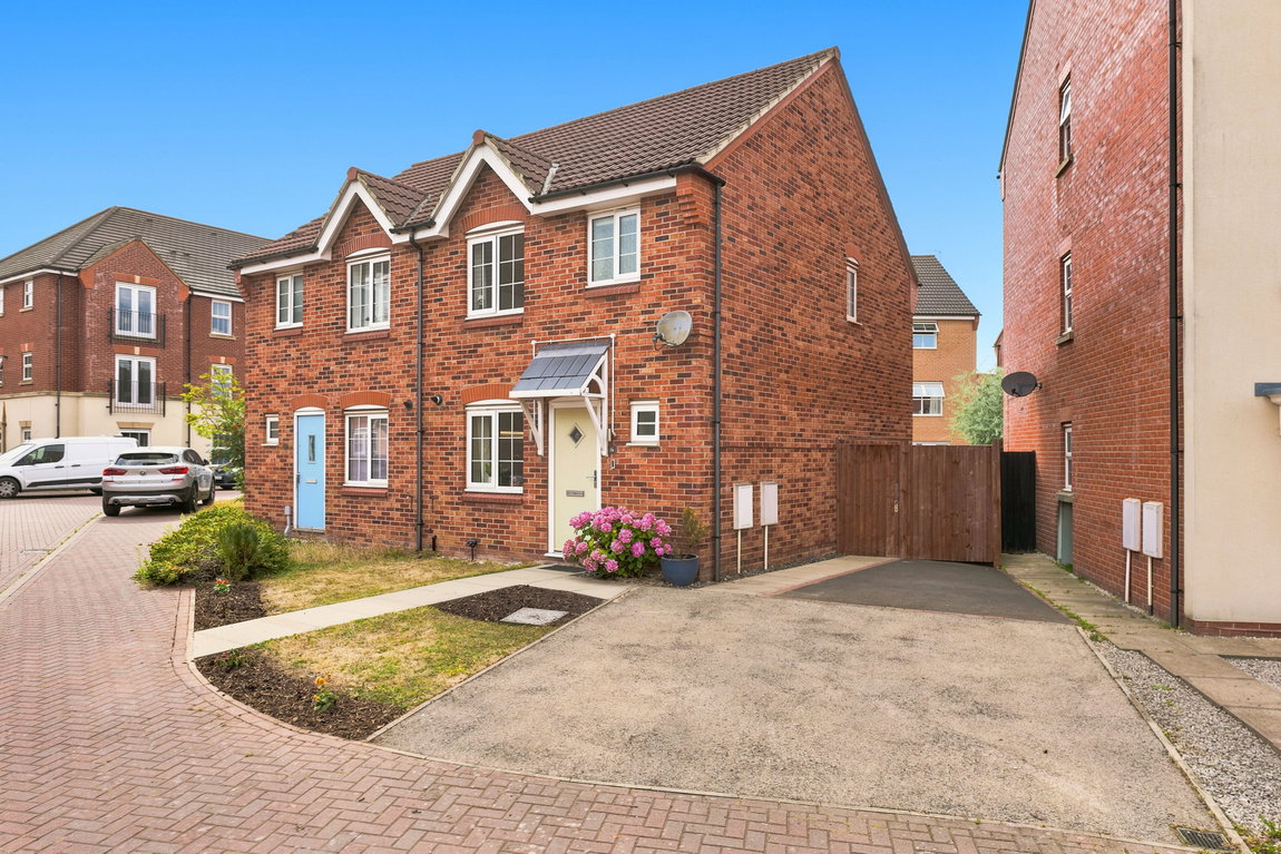 Braunton Crescent, Mapperley, Nottingham, Nottinghamshire, NG3 5SZ