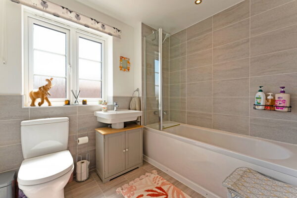 Woodward Drive, Market Harborough, LE16 7GE