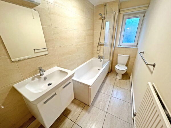 London Road, Leicester, Leicestershire, LE2 2AP