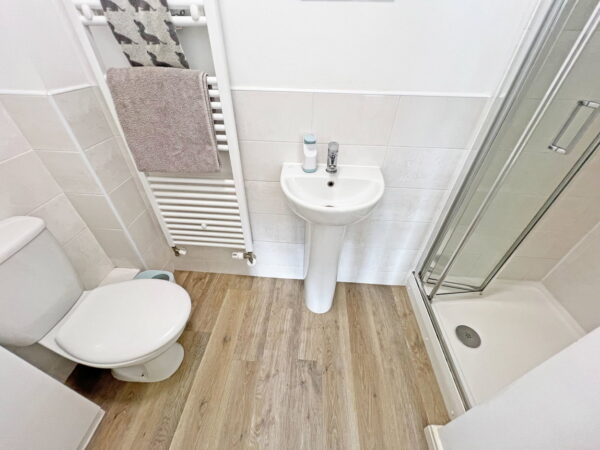 Snow Avenue, Blaby, Leicester, Leicestershire, LE8 4BR