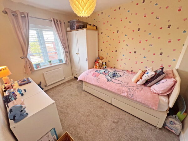 Strathy Close, Lubbesthorpe, Leicester, Leicestershire, LE19 4LR
