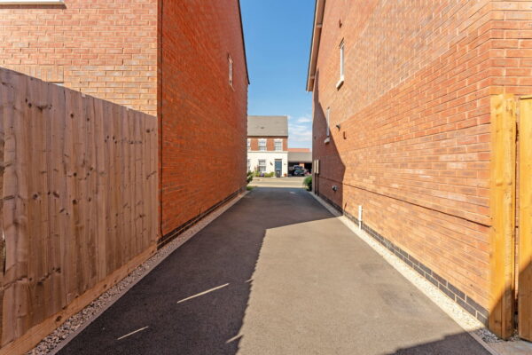 Woodward Drive, Market Harborough, LE16 7GE
