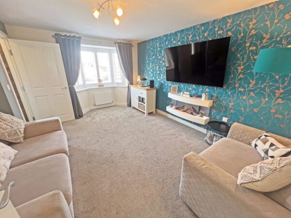 Strathy Close, Lubbesthorpe, Leicester, Leicestershire, LE19 4LR