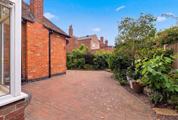 Trowell Grove, Long Eaton, Nottingham, Nottinghamshire, NG10 4AY