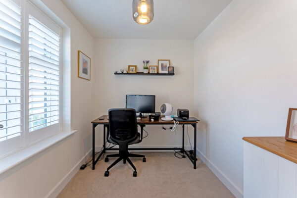 Chaffinch Road, Brookfields, Fleckney, Leicestershire, LE8 8FB