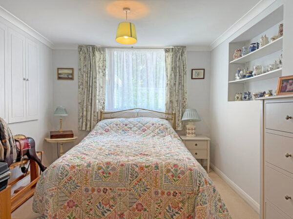Darlow Drive, Biddenham, Bedford, Bedfordshire, MK40 4AY