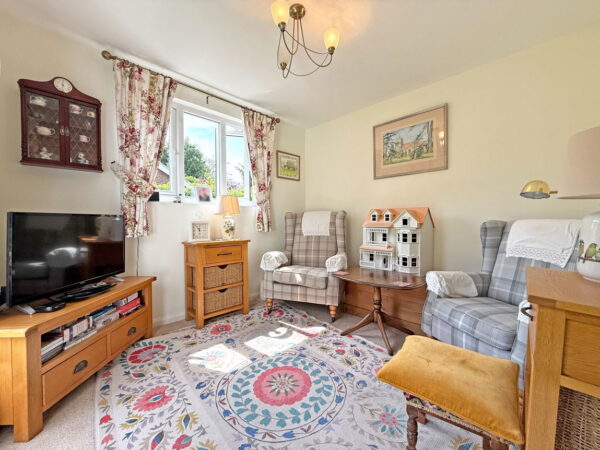 Darlow Drive, Biddenham, Bedford, Bedfordshire, MK40 4AY
