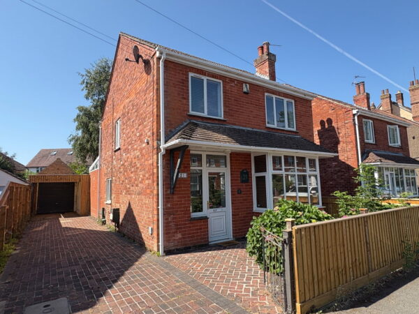 Wilford Grove, Skegness, Lincolnshire, PE25 3EZ