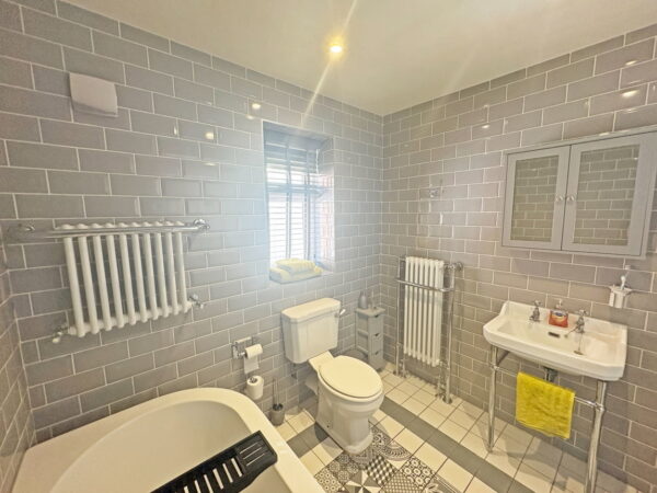 Drummond Road, Skegness, Lincolnshire, PE25 3AB