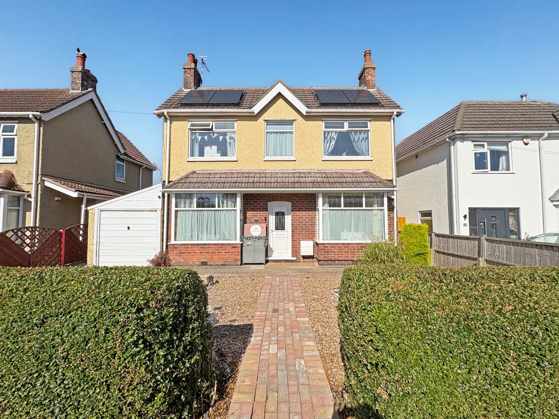 Sunningdale Drive, Skegness, Lincolnshire, PE25 1AU