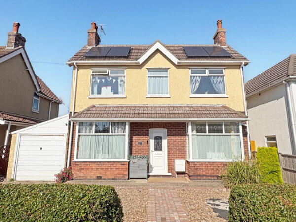 Sunningdale Drive, Skegness, Lincolnshire, PE25 1AU