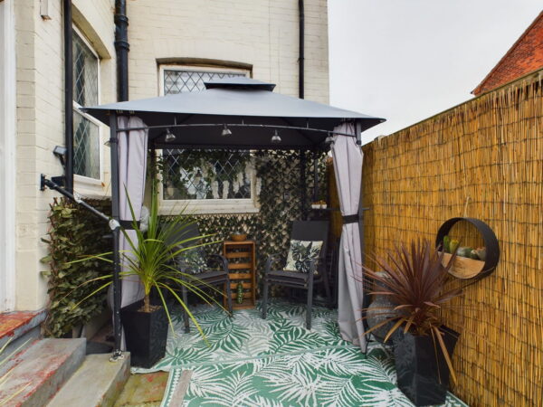 Wainfleet Road, Skegness, Lincolnshire, PE25 3RX